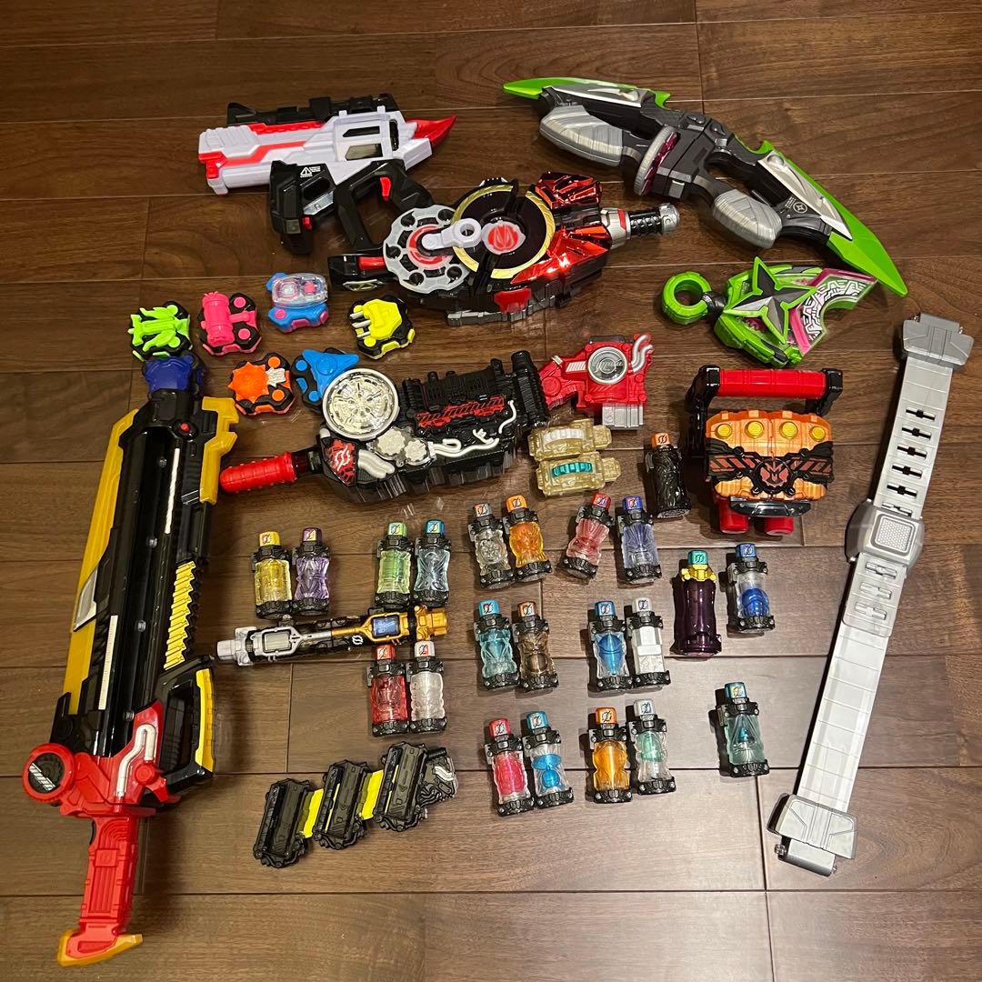 仮面ライダーまとめ売り　ビルド　ギーツ没有明显的损伤或污渍